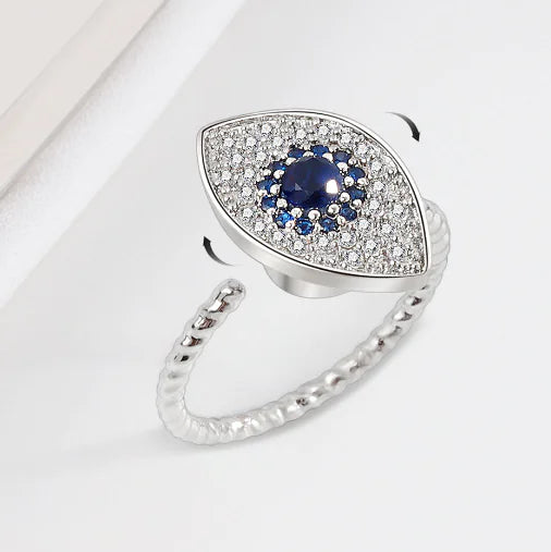 Blue Eye Spinner Ring